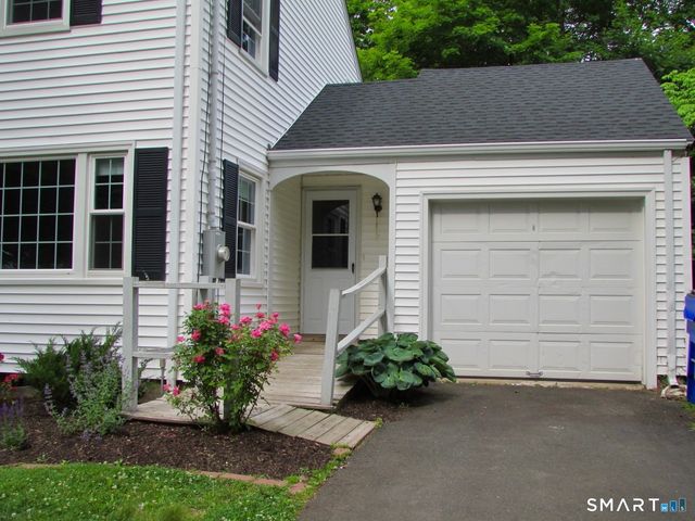 7 Owings Road, West Hartford, CT 06107