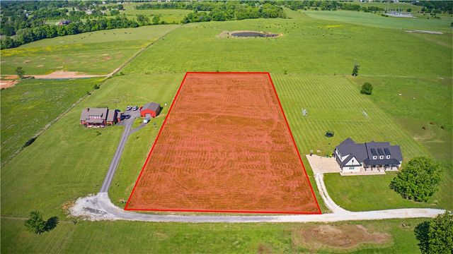 712 Lindle Road, Farmington, AR 72730