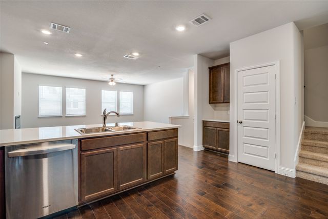 7843 Manilla Drive, Rowlett, TX 75088