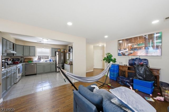 56 Lentz Ave, Newark City, NJ 07105