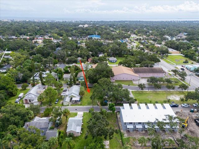 1753 QUEEN STREET S, St Petersburg, FL 33712