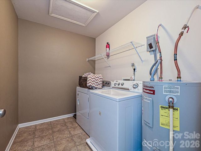 14242 Tamarack Drive, Charlotte, NC 28278