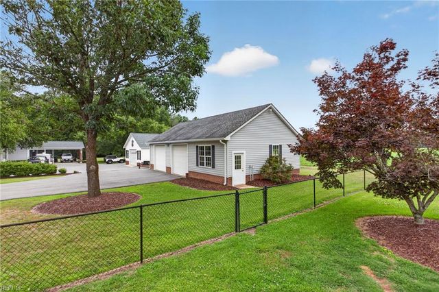 554 Glen Haven DR E, Suffolk, VA 23437