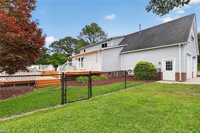 554 Glen Haven DR E, Suffolk, VA 23437