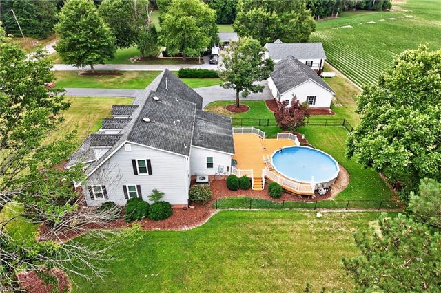 554 Glen Haven DR E, Suffolk, VA 23437