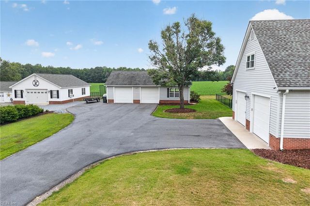 554 Glen Haven DR E, Suffolk, VA 23437