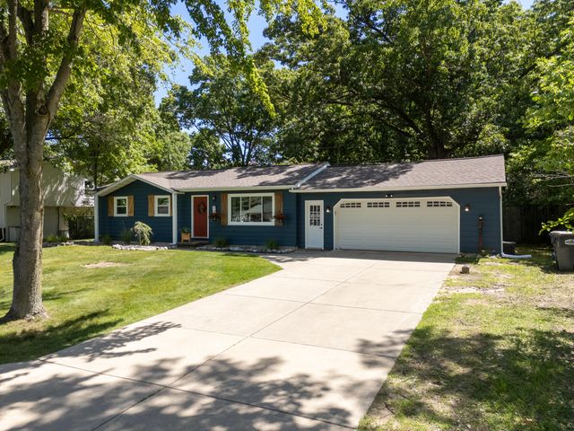 57385 Hamilton Street, Mattawan Vllg, MI 49071