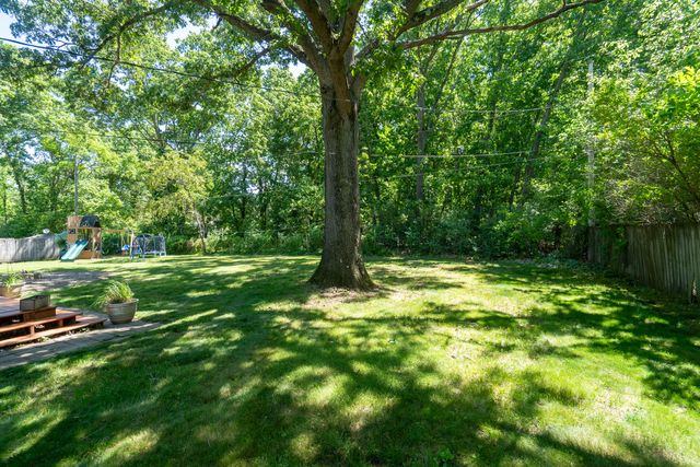 57385 Hamilton Street, Mattawan Vllg, MI 49071