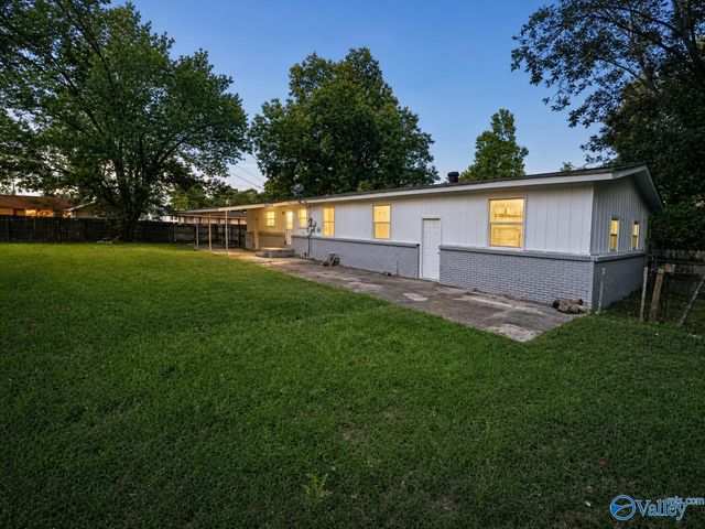 3200 SW Berkley Street, Huntsville, AL 35805