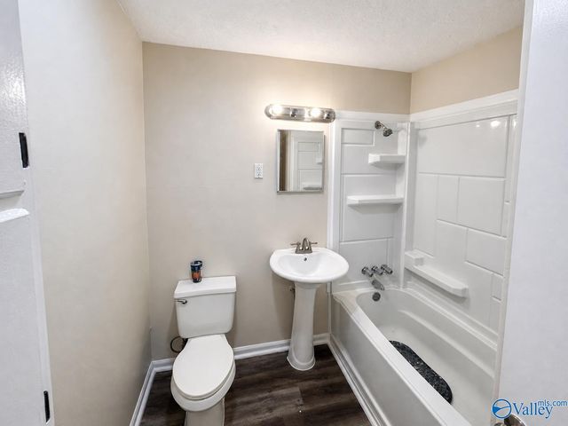 3200 SW Berkley Street, Huntsville, AL 35805