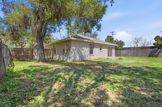 1400 MYRTLE STREET, Sarasota, FL 34234