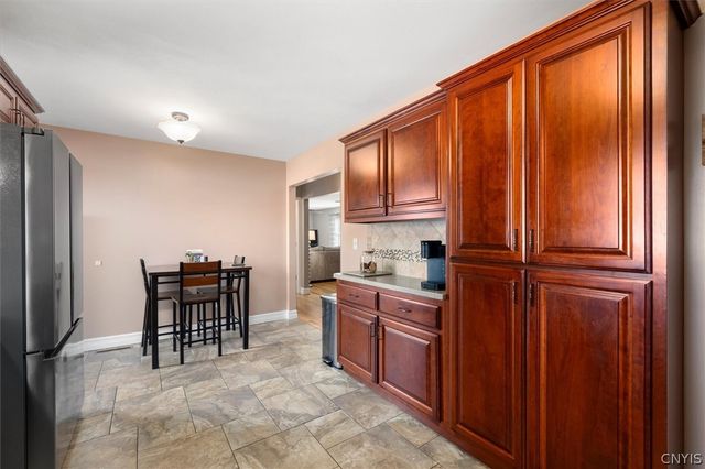 396 Genesee Street, Oneida, NY 13421