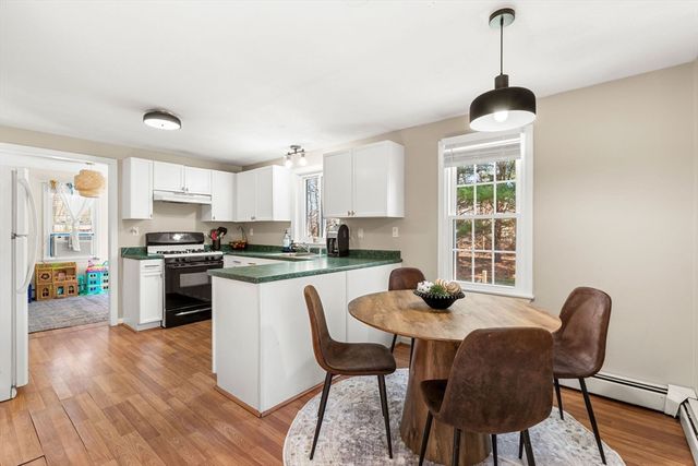 1 Lady Slipper Ln, Methuen, MA 01844
