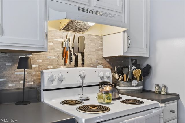 348 East Street, Fairport Harbor, OH 44077