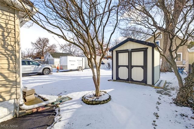 348 East Street, Fairport Harbor, OH 44077