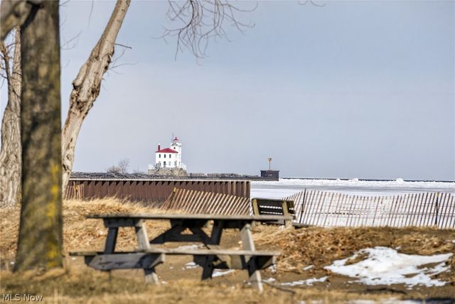 348 East Street, Fairport Harbor, OH 44077