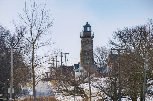 348 East Street, Fairport Harbor, OH 44077