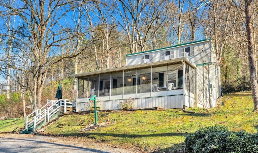 3745 Holmes Creek Rd, Smithville, TN 37166