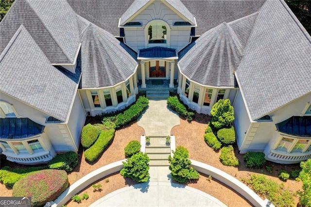 9005 Old Southwick Pass, Johns Creek, GA 30022