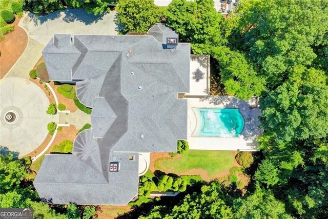 9005 Old Southwick Pass, Johns Creek, GA 30022