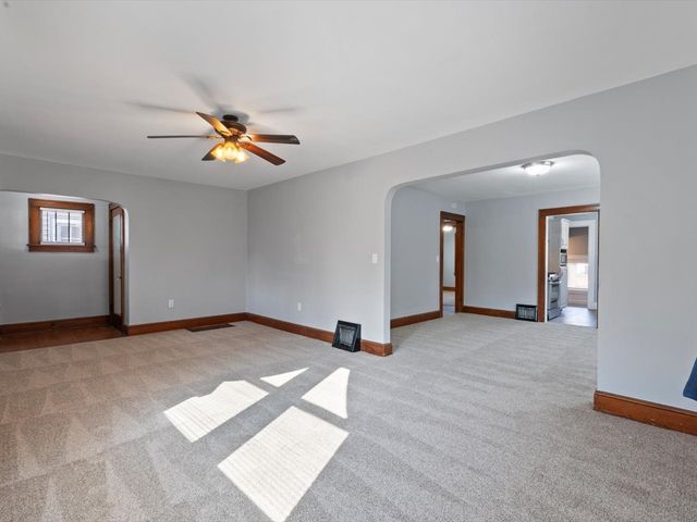 2449 21st Avenue, Rock Island, IL 61201