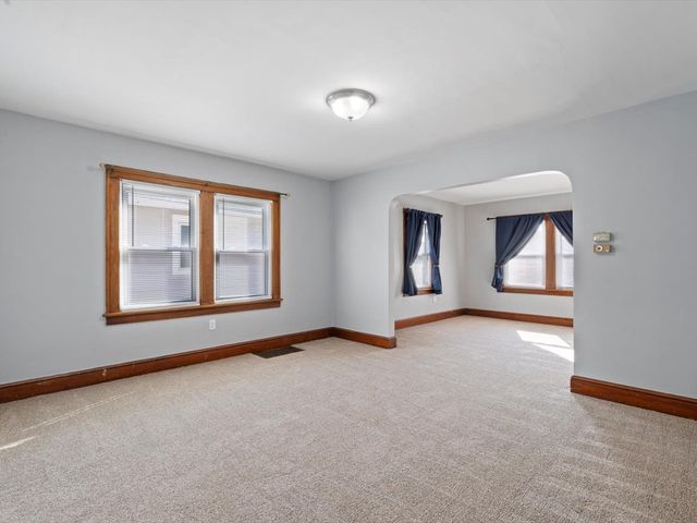 2449 21st Avenue, Rock Island, IL 61201