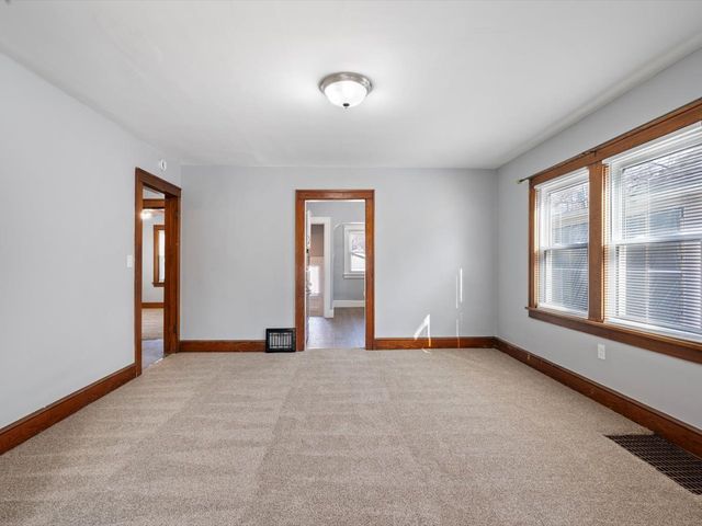 2449 21st Avenue, Rock Island, IL 61201