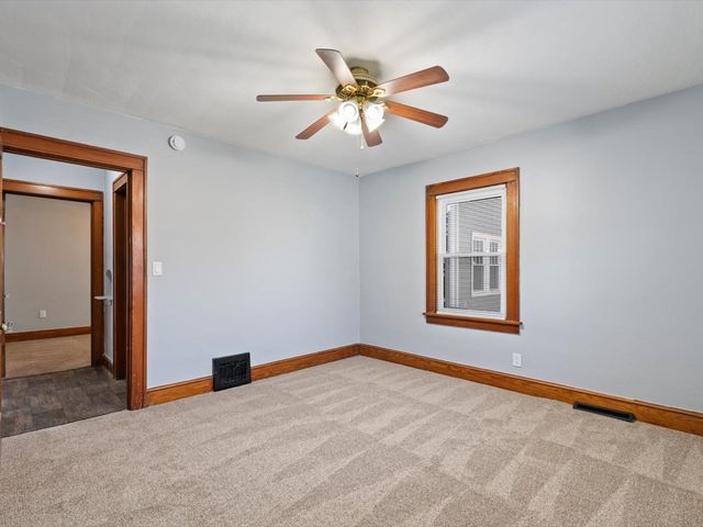 2449 21st Avenue, Rock Island, IL 61201