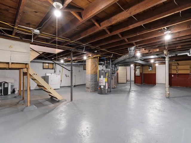 2449 21st Avenue, Rock Island, IL 61201