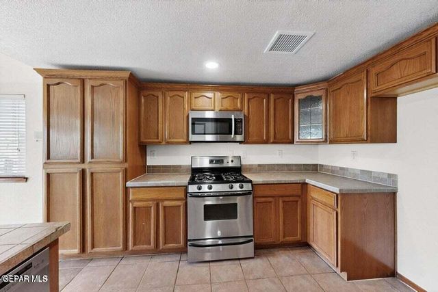 856 MARIMBA Drive, El Paso, TX 79912