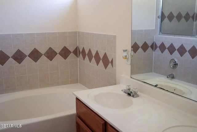 856 MARIMBA Drive, El Paso, TX 79912