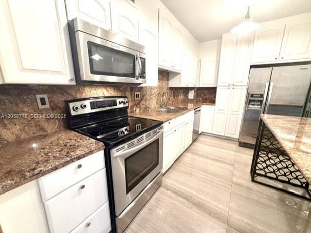 90 Edgewater Dr 515, Coral Gables, FL 33133
