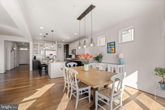 1106 LAKIN DR, Frederick, MD 21702