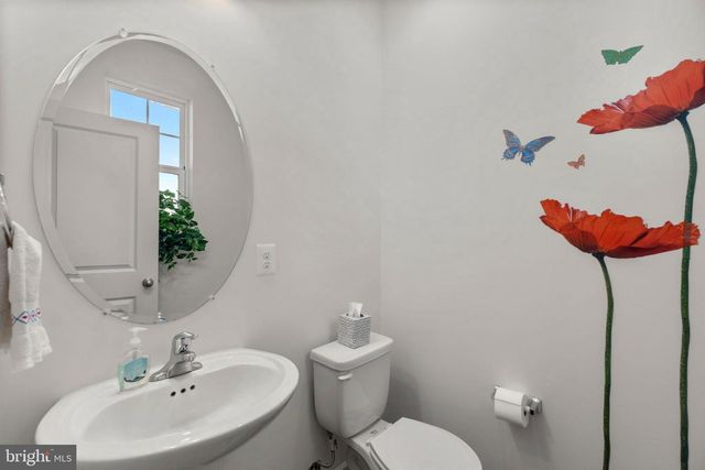 1106 LAKIN DR, Frederick, MD 21702