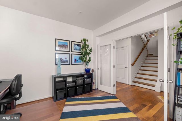 1106 LAKIN DR, Frederick, MD 21702