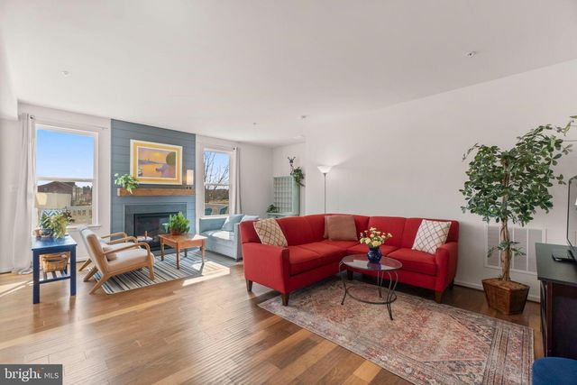 1106 LAKIN DR, Frederick, MD 21702