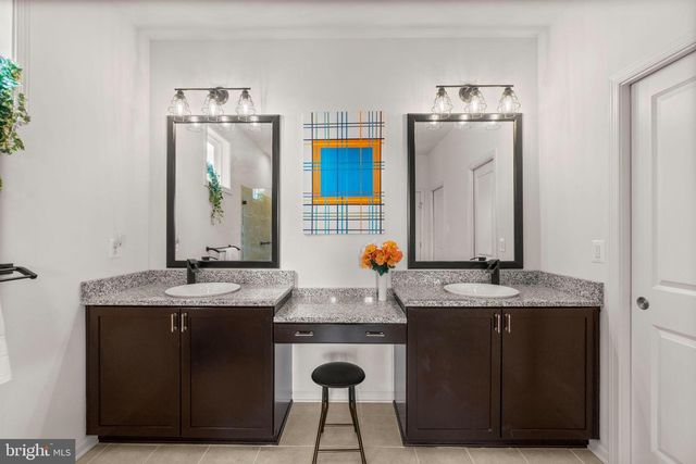 1106 LAKIN DR, Frederick, MD 21702