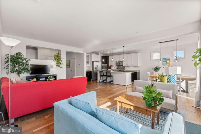 1106 LAKIN DR, Frederick, MD 21702