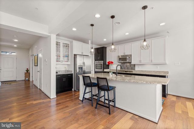 1106 LAKIN DR, Frederick, MD 21702