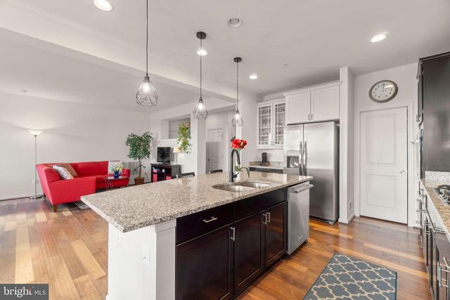 1106 LAKIN DR, Frederick, MD 21702