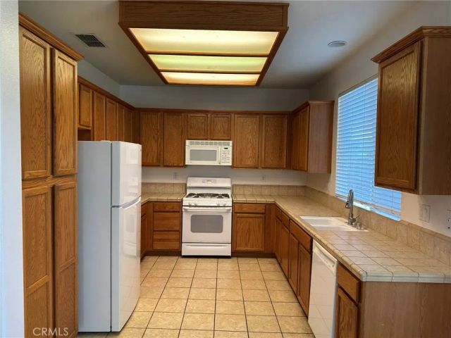 2341 Mariner Way, Merced, CA 95340