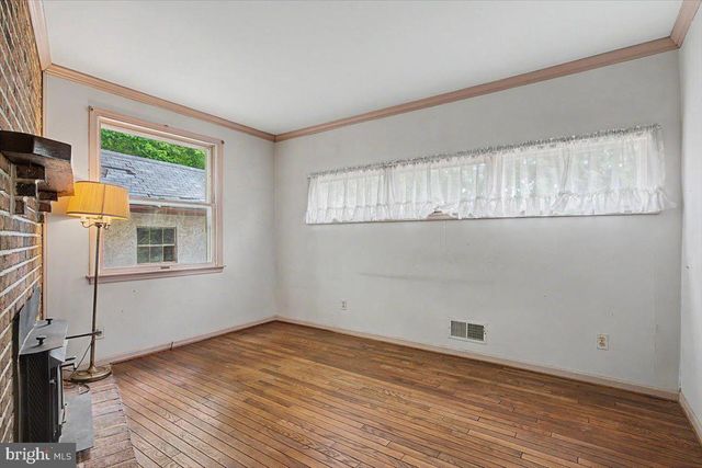 1460 GARNET MINE RD, Garnet Valley, PA 19060