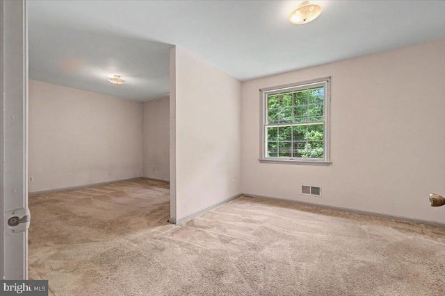 1460 GARNET MINE RD, Garnet Valley, PA 19060