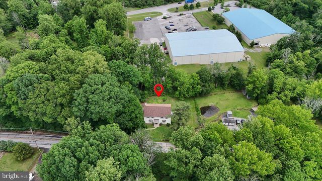 1460 GARNET MINE RD, Garnet Valley, PA 19060