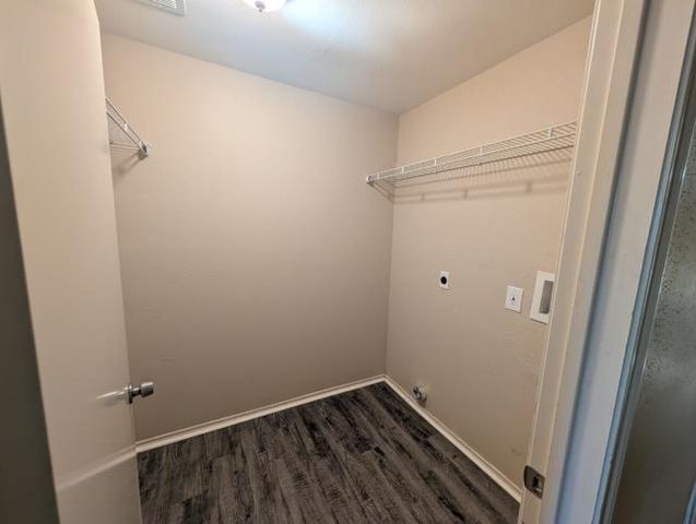13007 Stancliff Oaks Street, Sugar Land, TX 77478