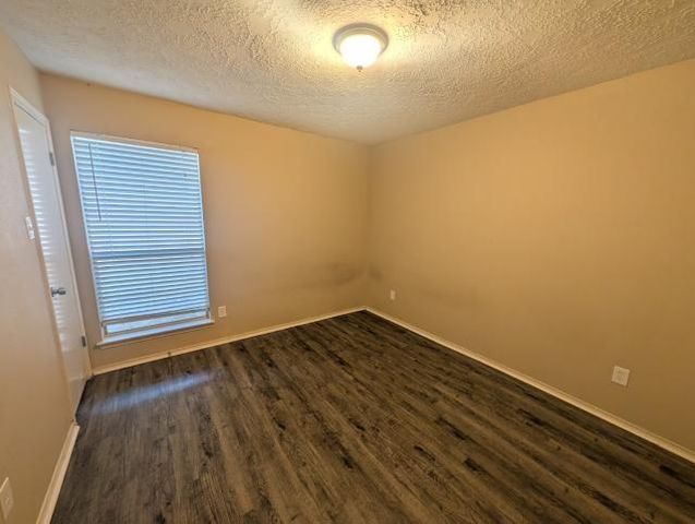 13007 Stancliff Oaks Street, Sugar Land, TX 77478