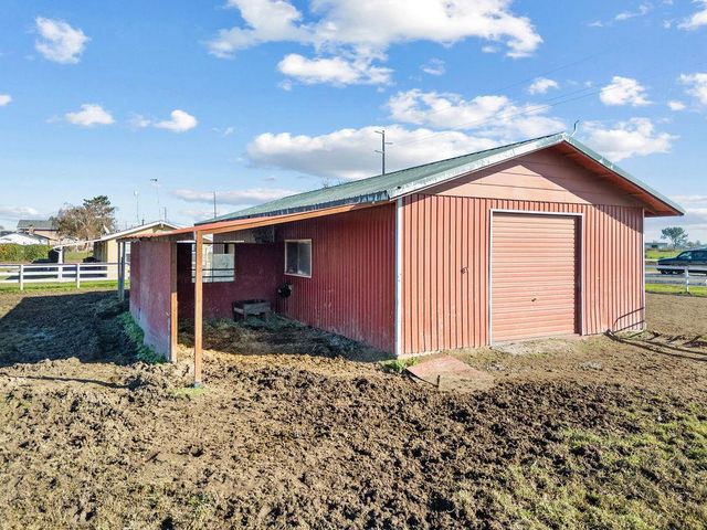 5801 Pleasant Valley Rd, Oakdale, CA 95361