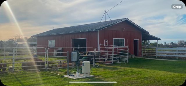 5801 Pleasant Valley Rd, Oakdale, CA 95361