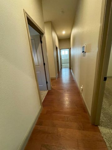 1702 Moonbeam Way, Turlock, CA 95382