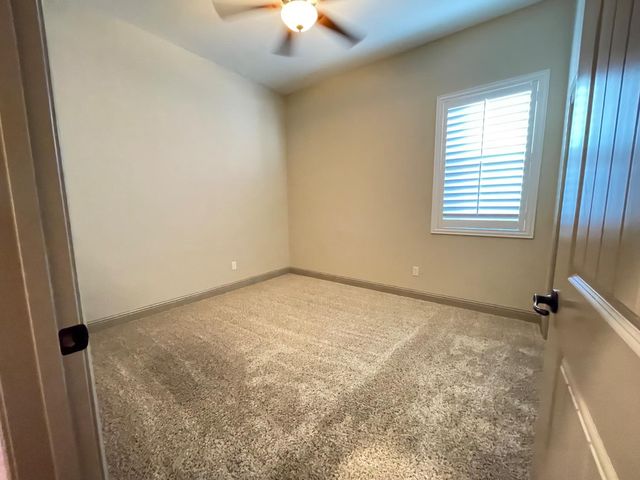 1702 Moonbeam Way, Turlock, CA 95382